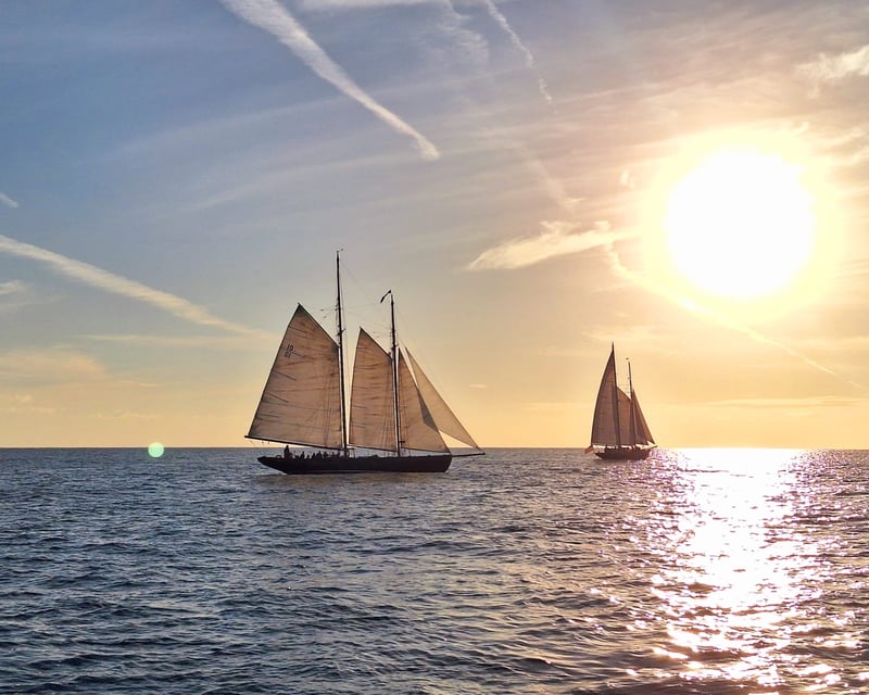 Sunset Sail Charter in Salem