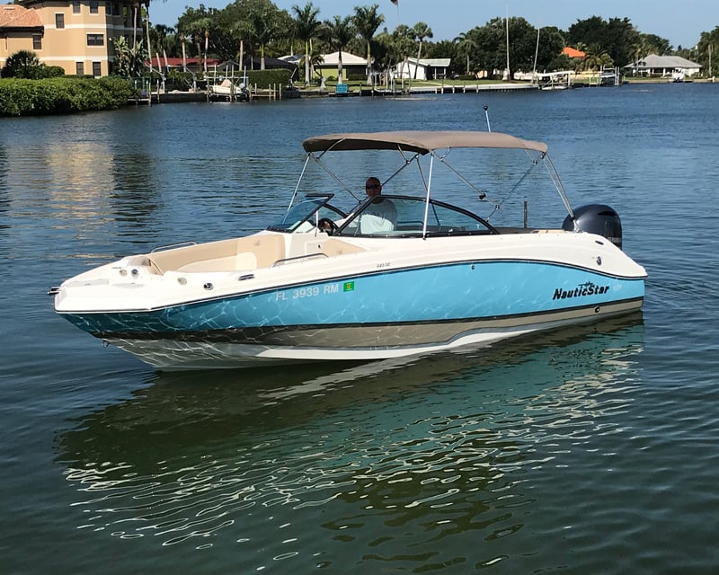 Deckboat Rental in Venice, FL