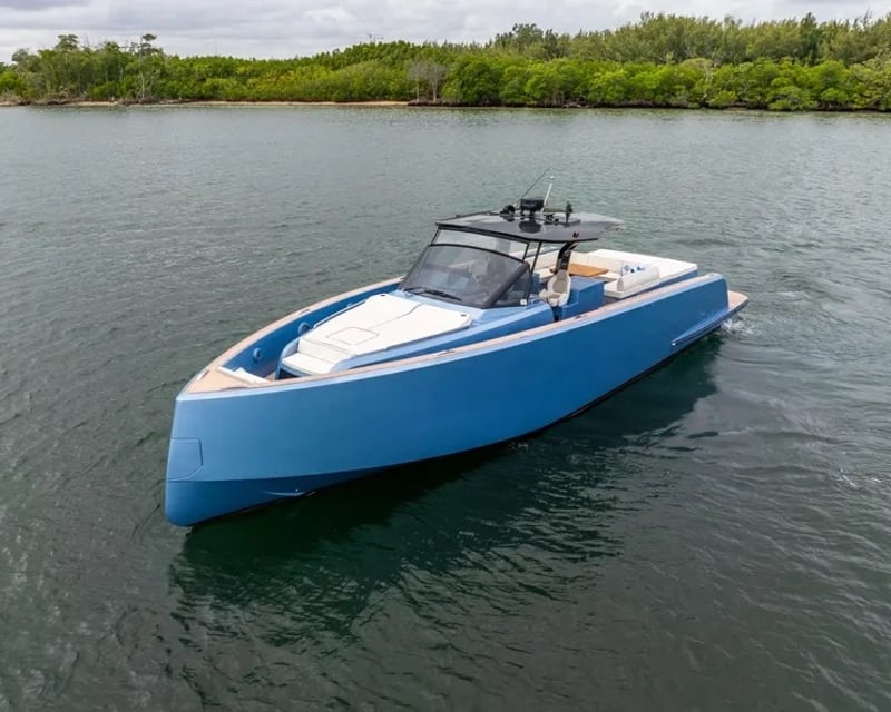 Half-Day Private 54' Pardo Yacht Charter in Sarasota