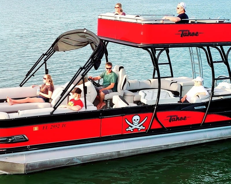 Private Island Hopping & Dolphin Boat Tour in Clearwater