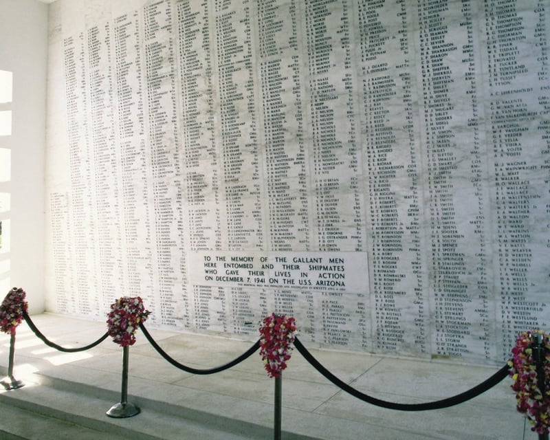 Explore Pearl Harbor on a WWII Guided Tour
