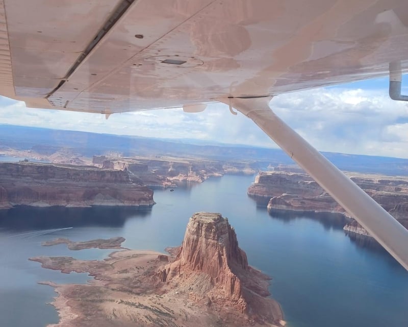 Upper Antelope Canyon Scenic Flight & Tour from Cottonwood