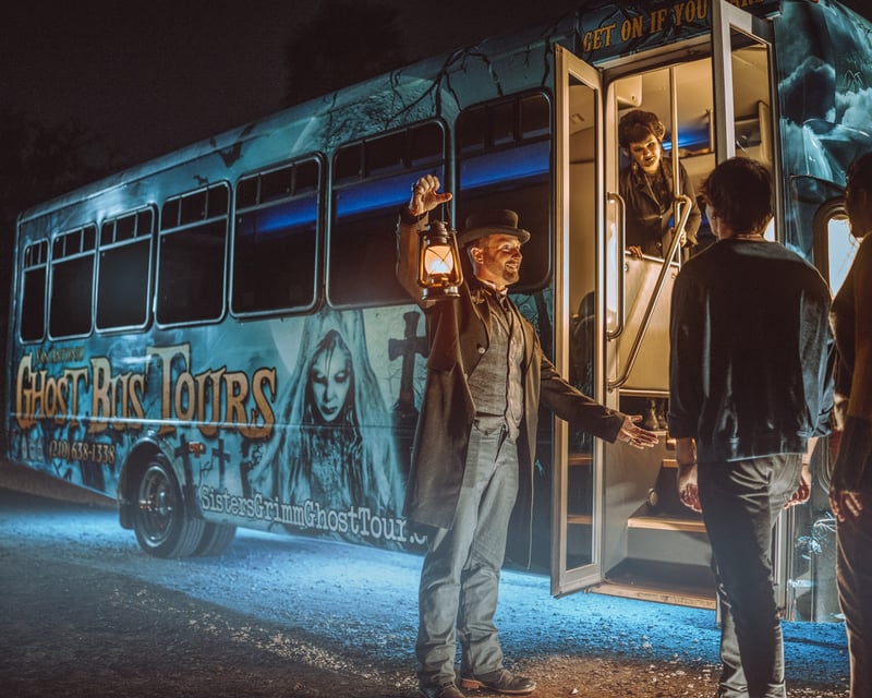San Antonio Ghost Bus Tour With Menger Hotel Stop