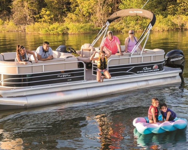 Harris Chain of Lakes 24' Pontoon Rental