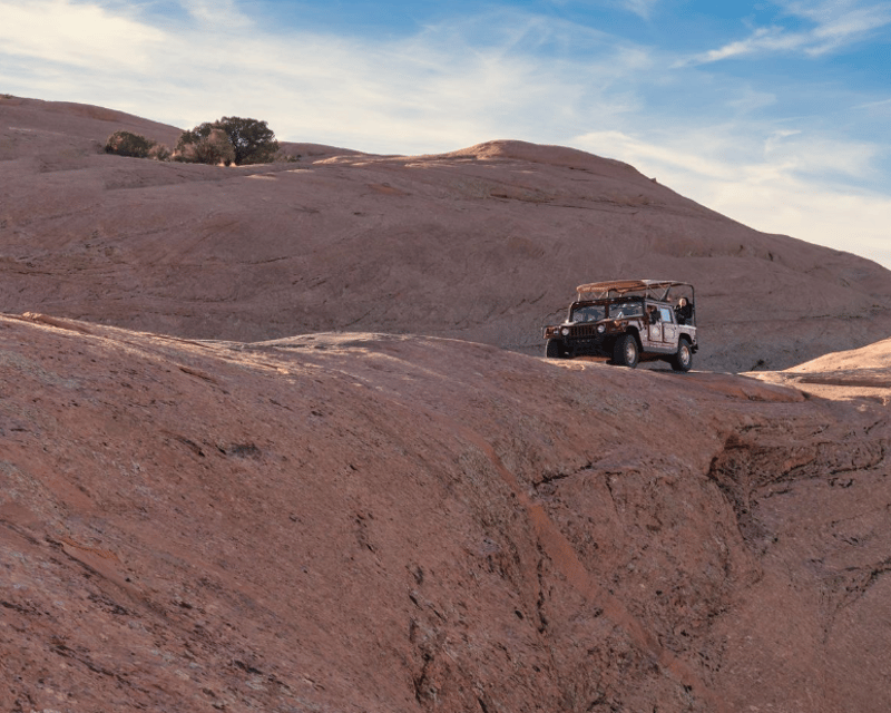 Red Rock Hummer Off-Road Tour in Moab