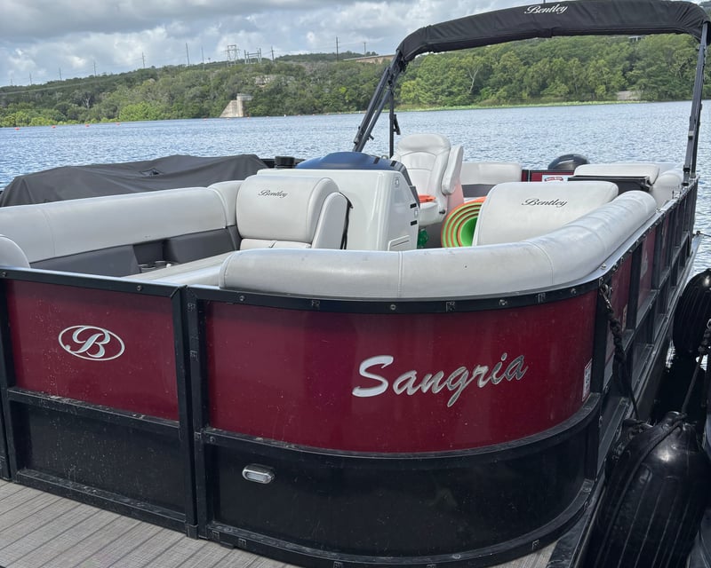 Lake Austin 24' Pontoon Charter