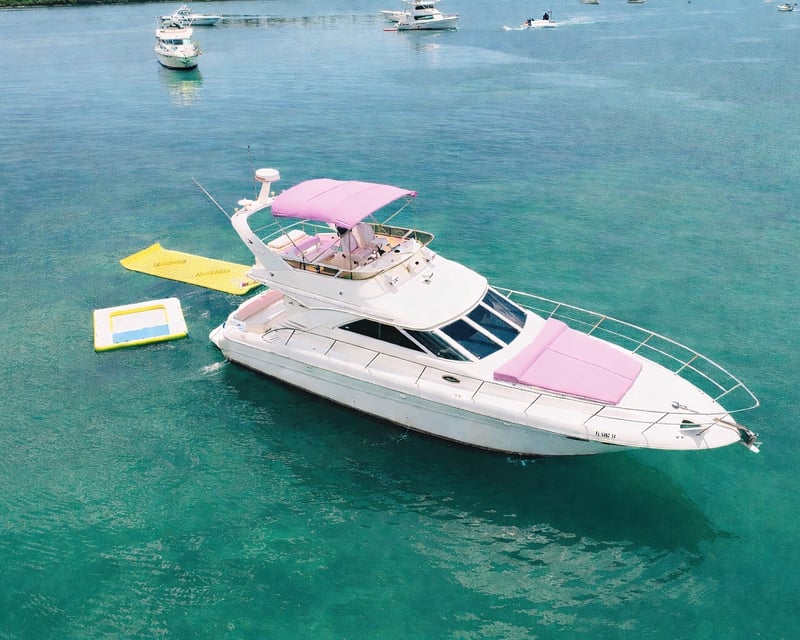 Miami Nighttime Private Yacht Charter