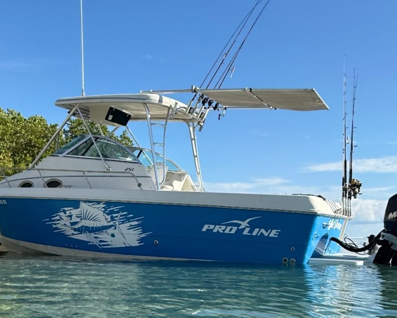 Private Island Hopping Boat Charter in St. Thomas