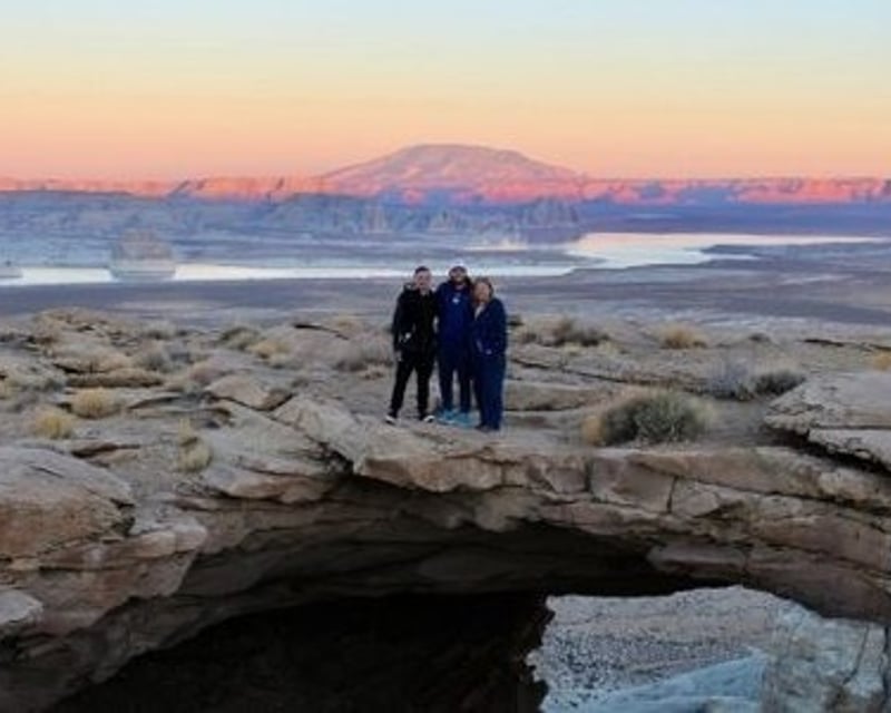 Skylight Arch Private Off-Road Tour & Hike From Page