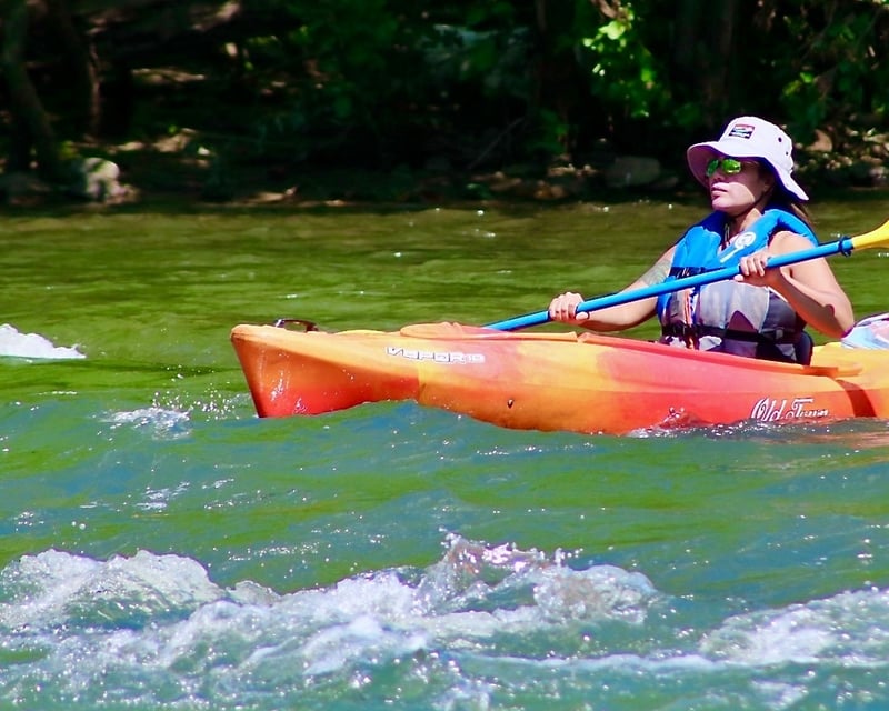 Beginner 8-Mile Shenandoah River Kayak & Canoe Trip in Luray