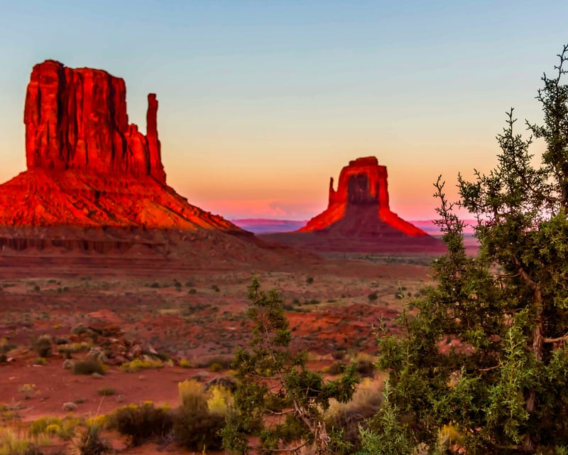 See The Mitten Shadow Sunset Tour In Monument Valley
