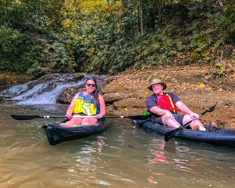 Private Lake Arenal Kayak Tour & Picnic