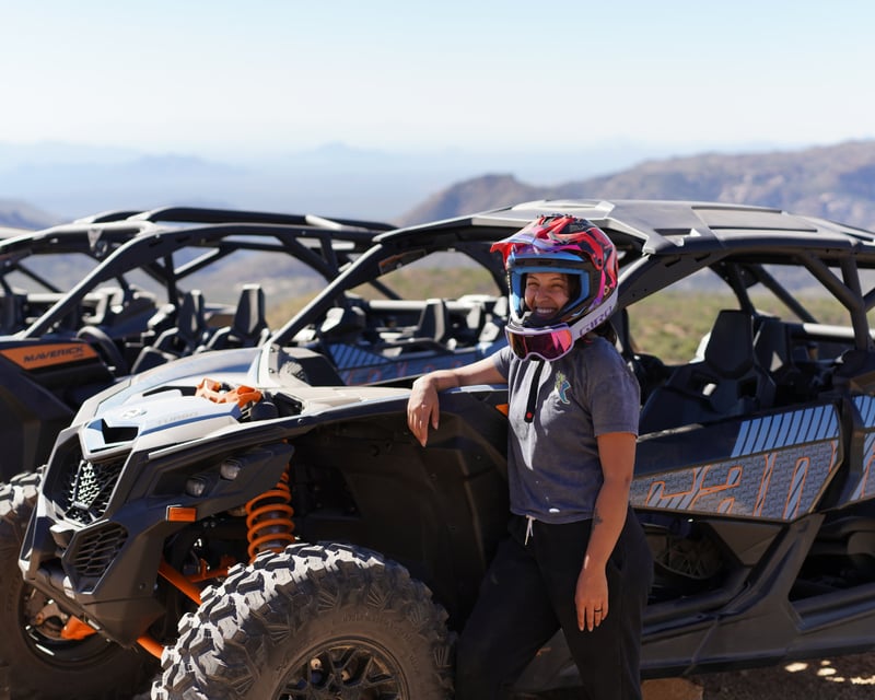 8-Hour UTV Rental in Apache Junction