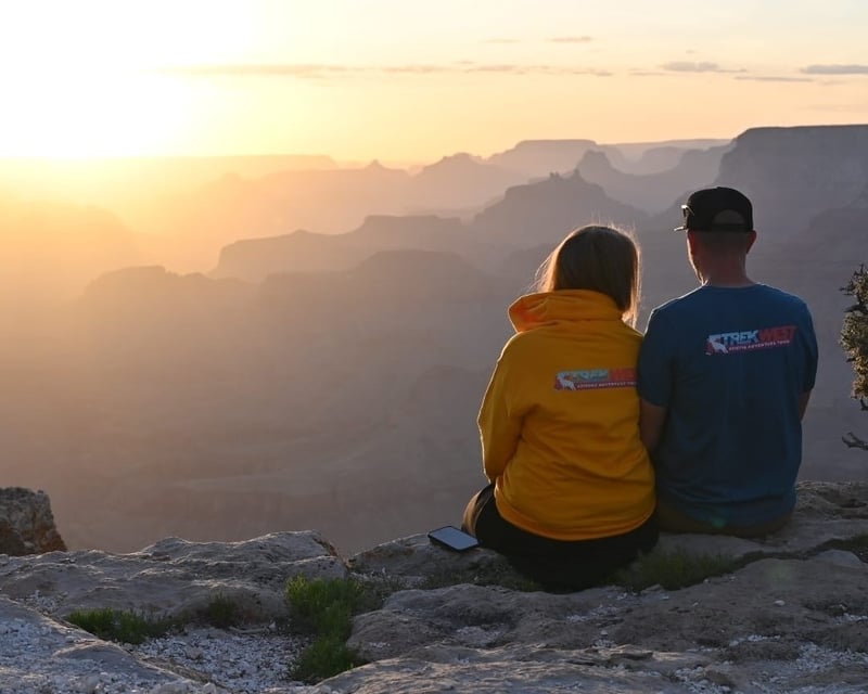 Grand Canyon Sunset & Stargazing Tour from Flagstaff