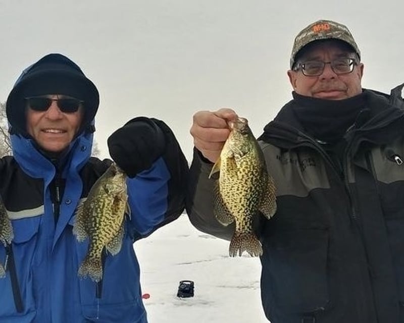 Private Full-Day Guided Ice Fishing on Lake Koshkonong