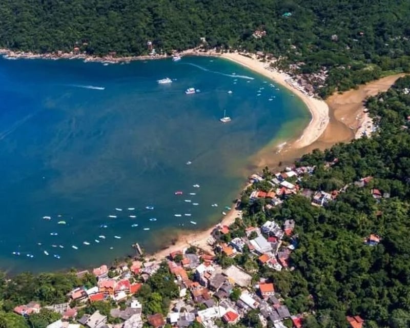 Yelapa & Los Arcos Snorkeling Charter From Puerto Vallarta