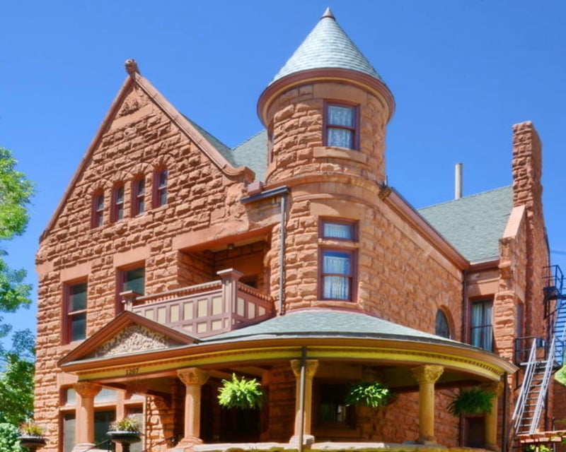 Explore Capitol Hill Mansions Walking Tour in Denver