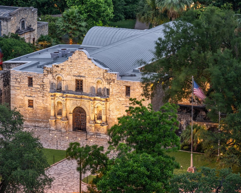 Open-Air Hop-On Hop-Off Trolley Tour in San Antonio