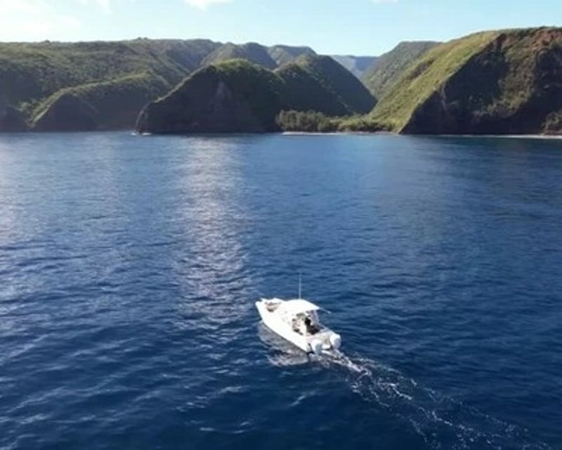 Custom Private Boat Charter in Kawaihae, Hawaii