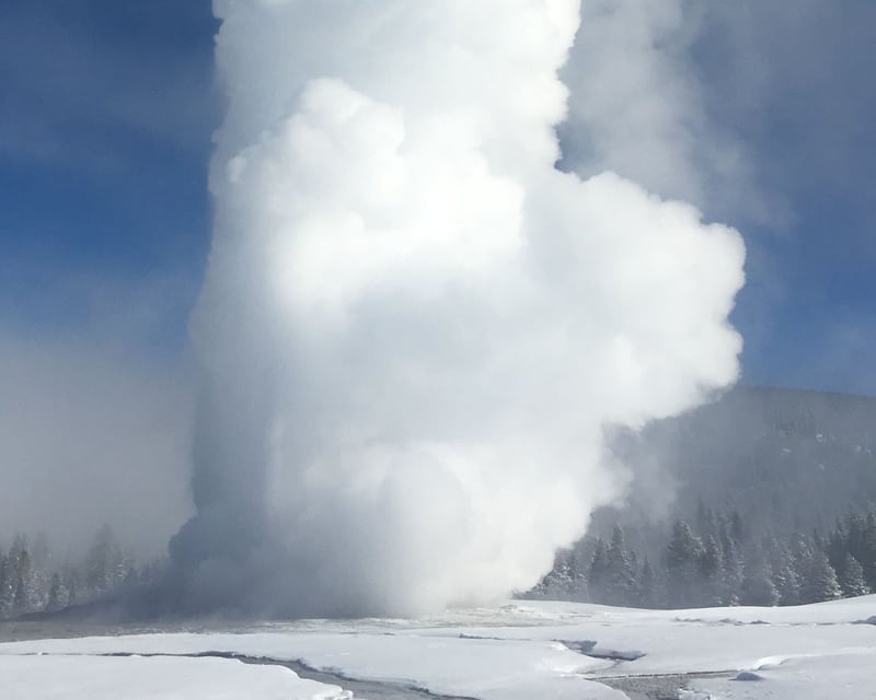 Yellowstone National Park Snowcoach Tour to Old Faithful