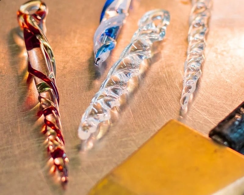 Hot Glass Icicle Ornament Class in Duluth