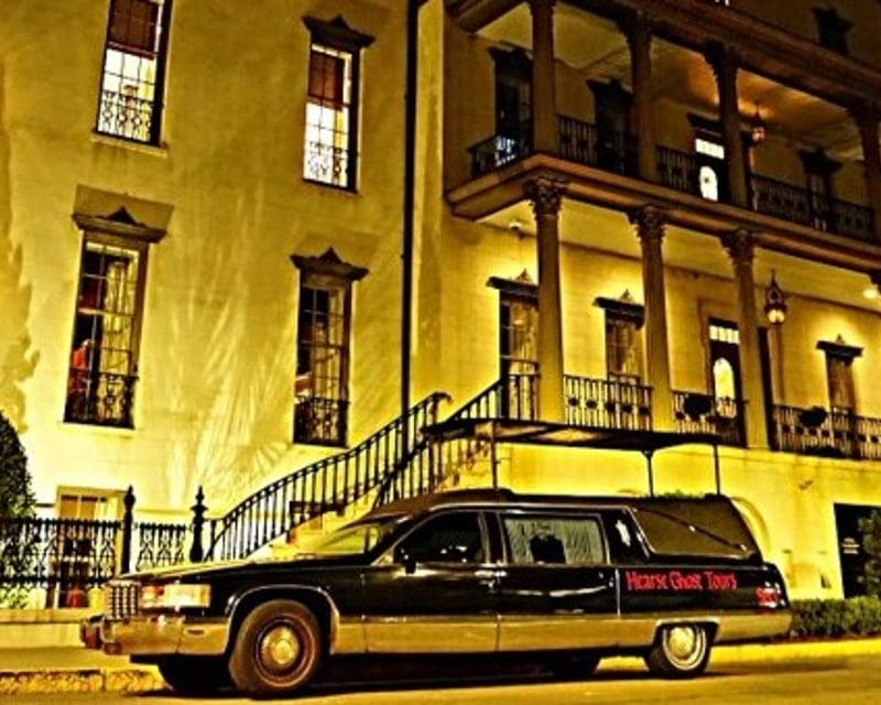 Hearse Ghost Tour Through Savannah's Historic District