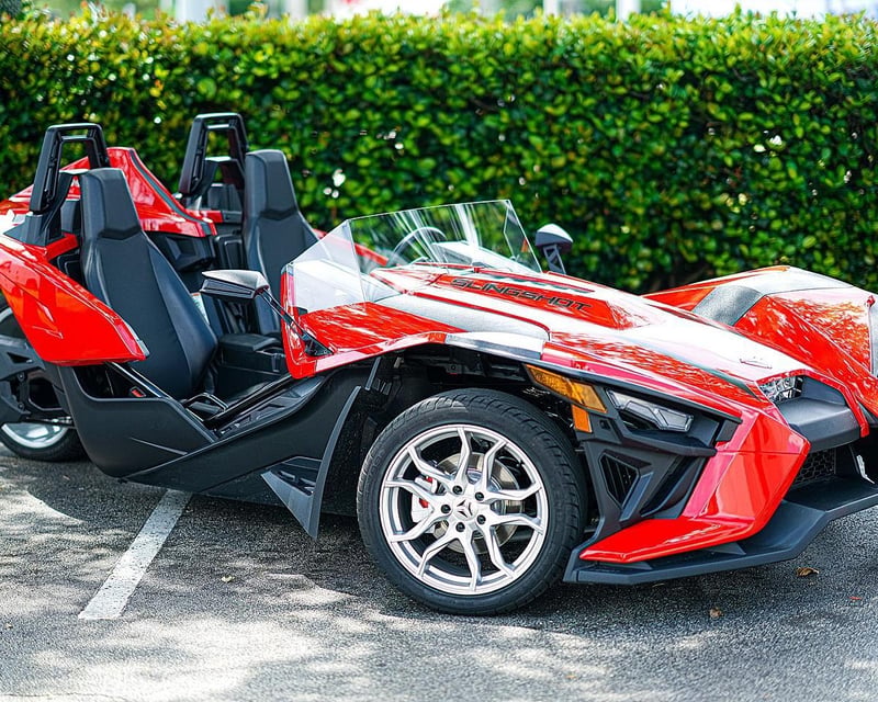 Automatic Polaris Slingshot SL Rental in Sunrise, FL