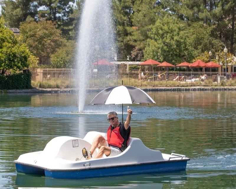 1-Hour Pedal Boat Rental in Temecula