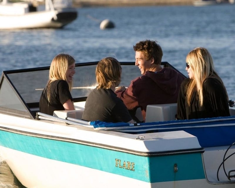 17' Powerboat Rental in Oceanside Harbor