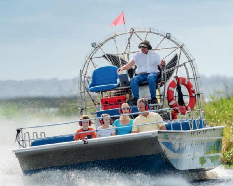 30-Minute Lake Jesup Airboat Tour