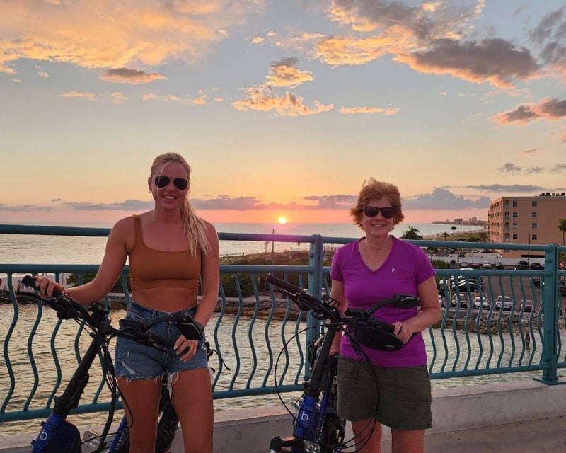 Guided Sunset E-Bike Tour in Treasure Island
