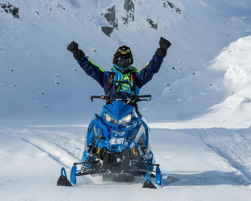 Snowmobile Rental in Bend, Oregon
