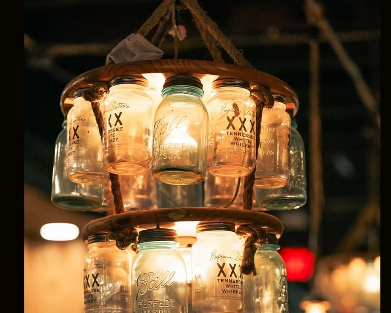Moonshine Tasting & History Tour on Broadway in Nashville