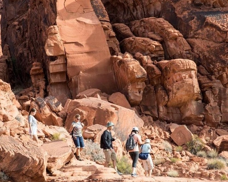 Intense Guided Hike in Valley of Fire State Park