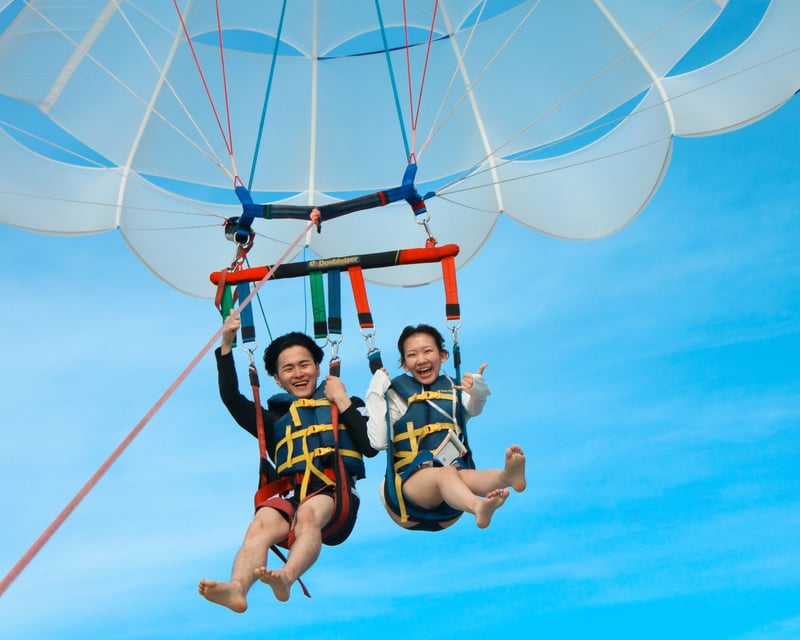 Oahu South Shore Parasailing