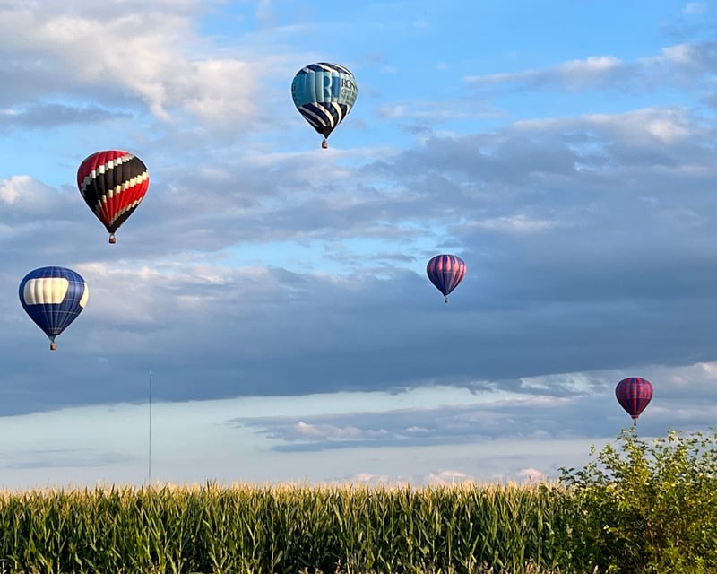 Sunrise Hot Air Balloon Flight Over Sioux Falls