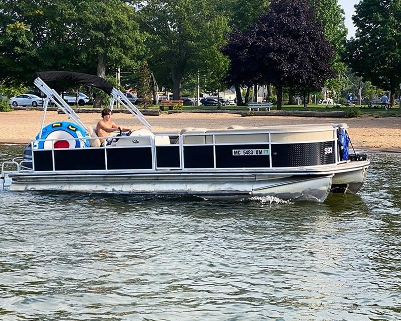 Multi-Day 24' Pontoon Boat Rental in Traverse City