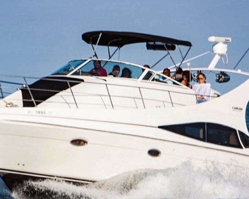 Chicago 36' Yacht Charter