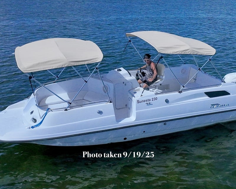 23' Boat Rental in Cudjoe Key