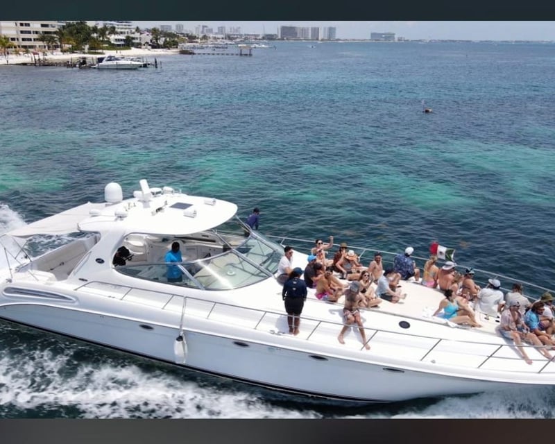 Private 60' Yacht Charter in Cancun