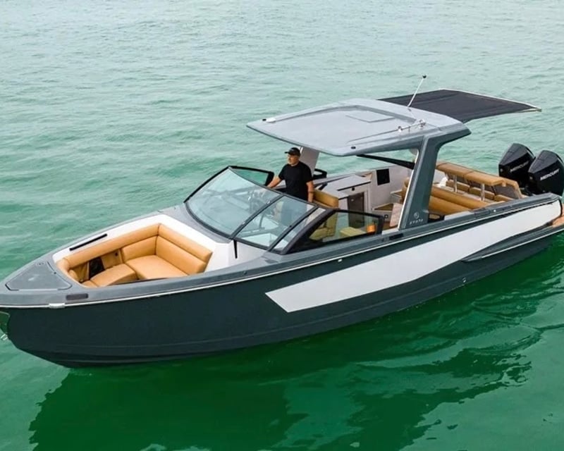 Private Full-Day 35' Yacht Charter on Sarasota Bay