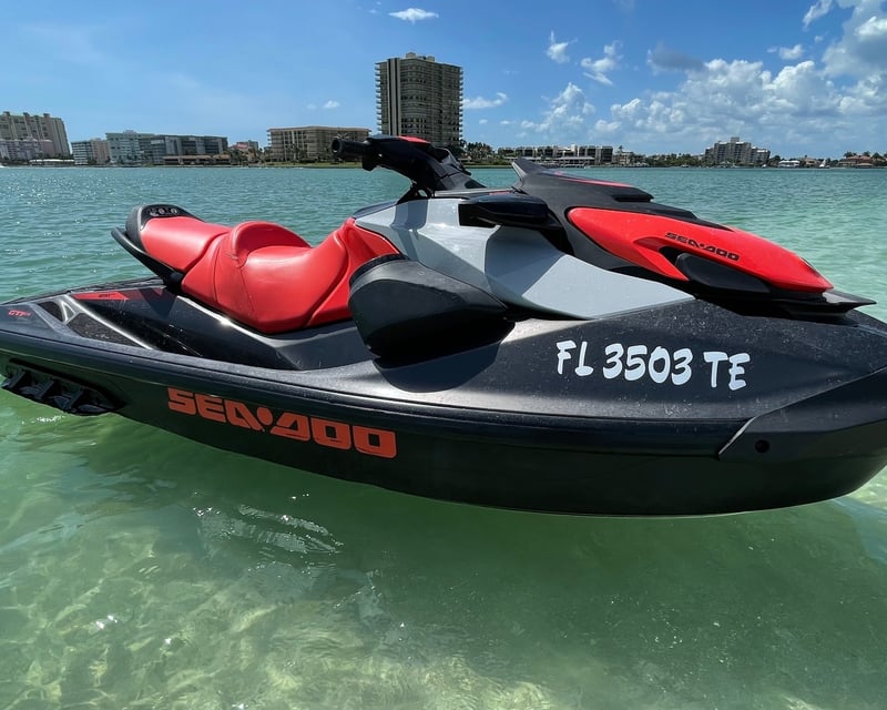 Unguided Jet Ski Rental in Goodland