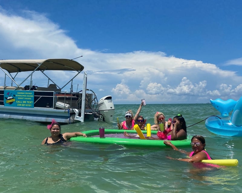 Sandbar Charter in Fort Myers Beach