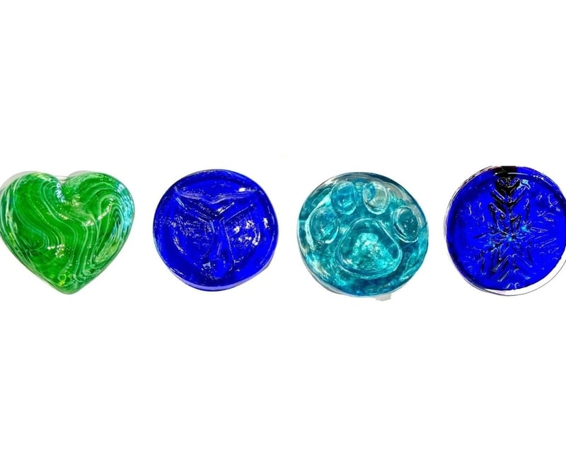 Beginner Fused Glass Casting Class in Seattle