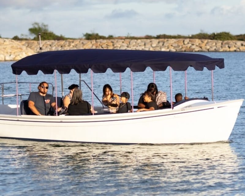 1-Hour Guided Cruise on Wai Kai Lagoon