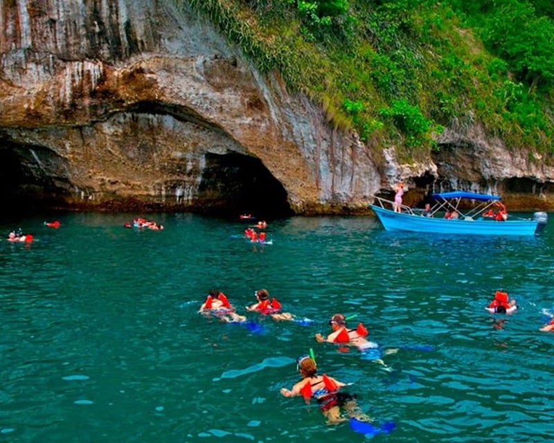 Private Los Arcos Snorkel Tour in Puerto Vallarta
