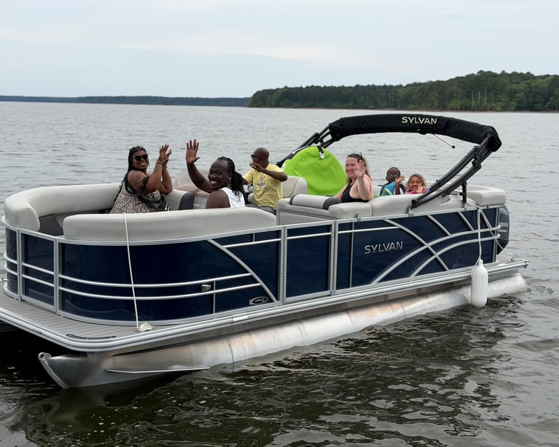 Jordan Lake 20' Pontoon Boat Rental