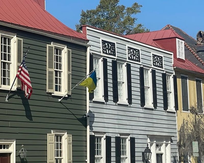 Step-On Guide for Your Group's Bus Tour of Charleston