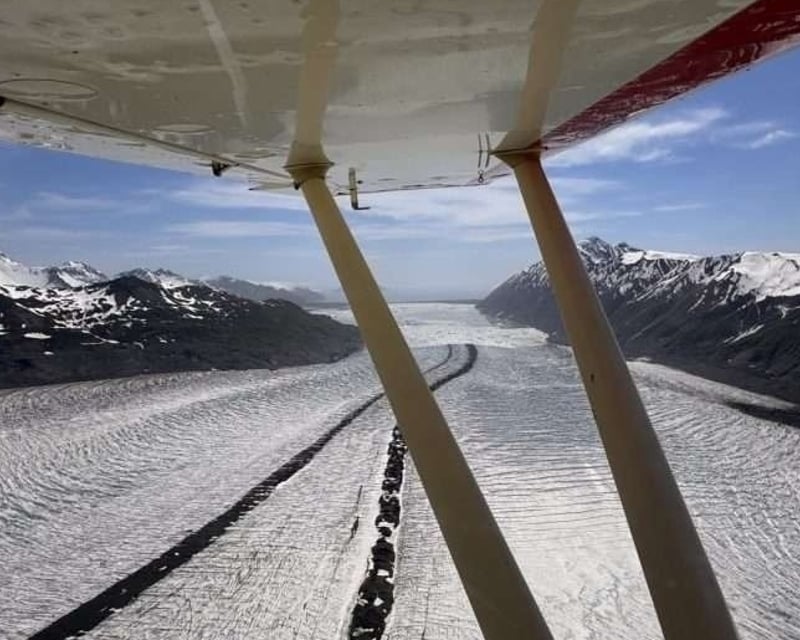 Harding Icefield Flightseeing & Remote Landing from Girdwood