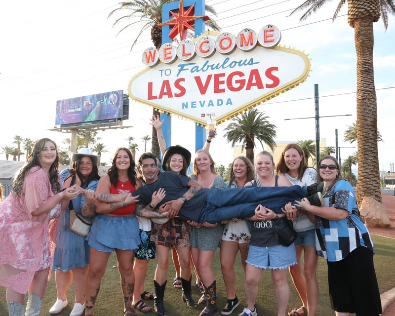 Las Vegas Sightseeing Tour With Photo Stops